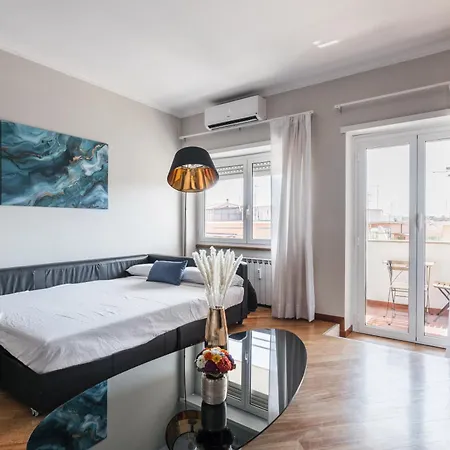 Elegant Hideaway Steps From St Peter *